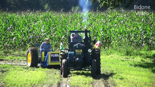 Lanz Bulldog in Action / Tractor Pulling