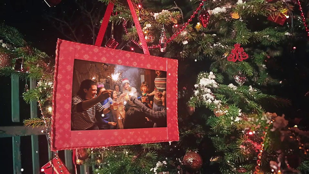 After Effects Project Files - Merry Christmas Cards Tree - VideoHive 9240546