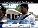 Karachi traffic police badly insulted by a common man