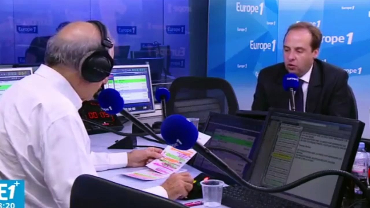 TextO’ : Rachida Dati - Migrants : "On est obligé de les mettre dans un endroit pour traiter leur demande."