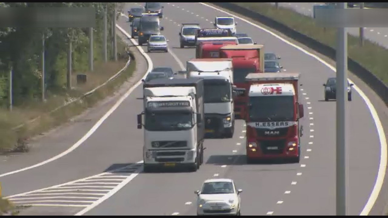 La taxe kilométrique pour les camions de plus de 3,5 tonnes en route à l'horizon 2016