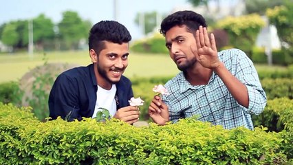 Things Your Kaminey Friends Do When Your e Sitting With a Girl