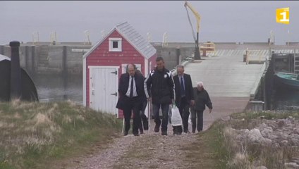Noël Le Graët visite l'île aux Marins