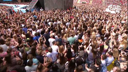 One Direction - 'Night Changes' (Summertime Ball 2015)