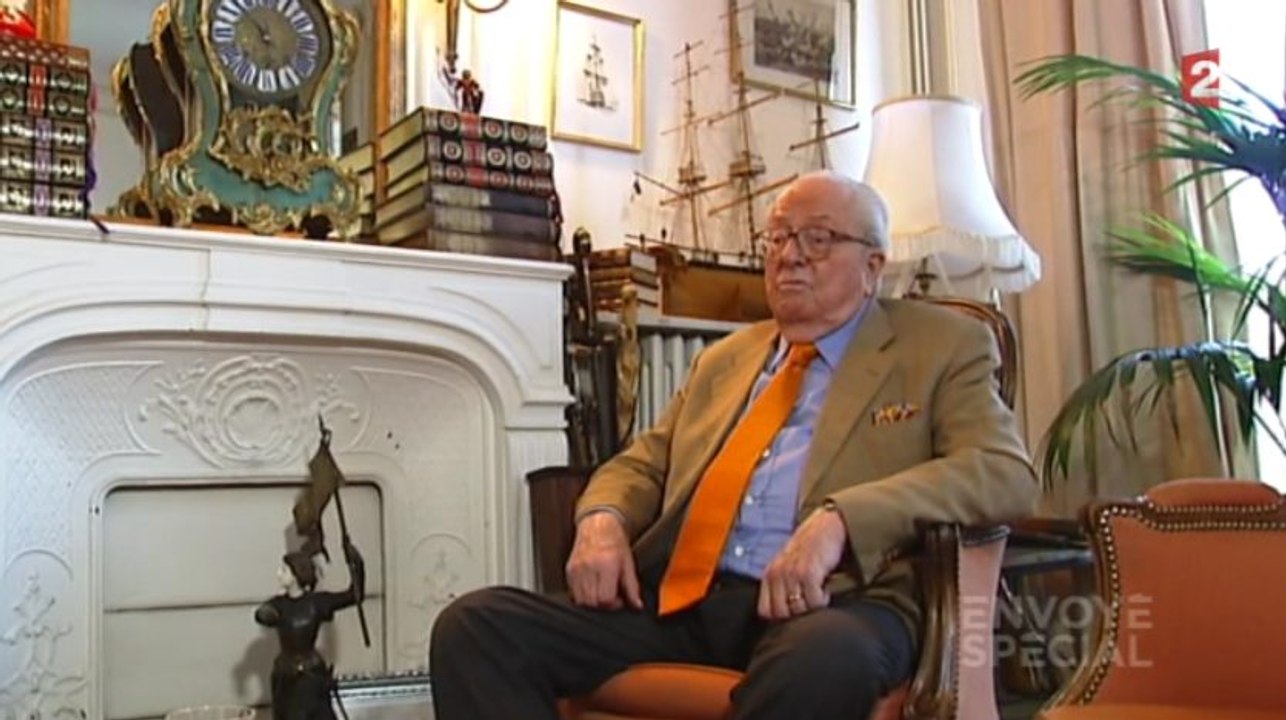 Jean-Marie Le Pen s'en prend aux homosexuels du FN - ZAPPING ACTU DU 12/06/2015