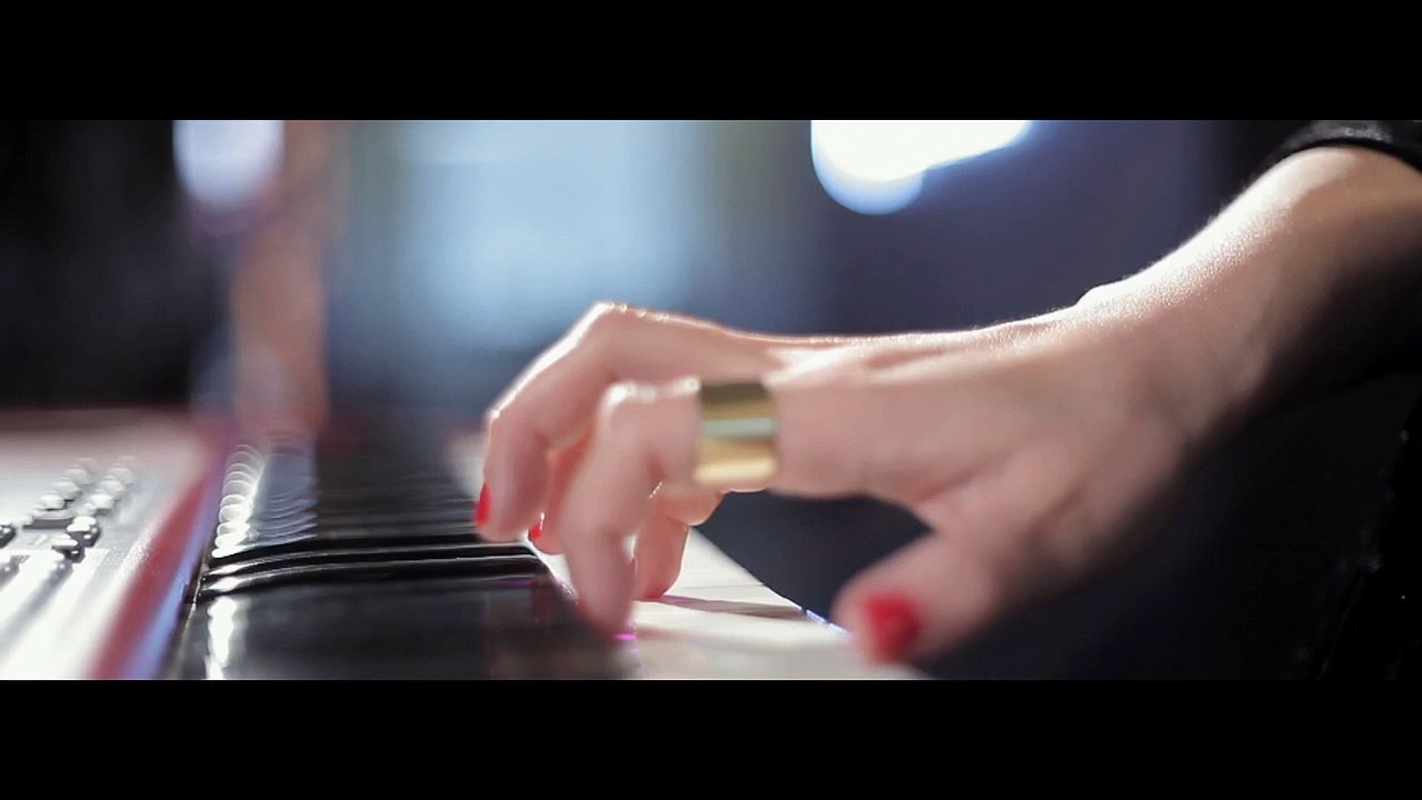 Nach - Love - Live Deezer Session