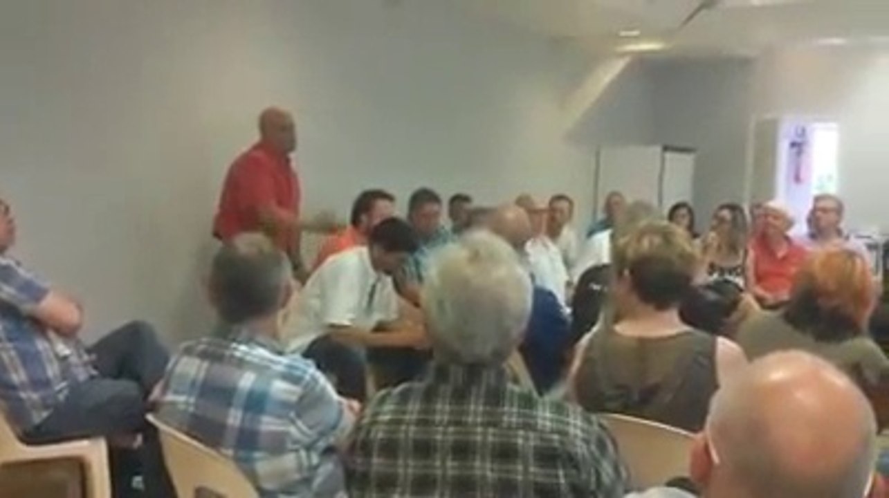 20150612-Rouvroy-Pierre Laurent à la rencontre des Français