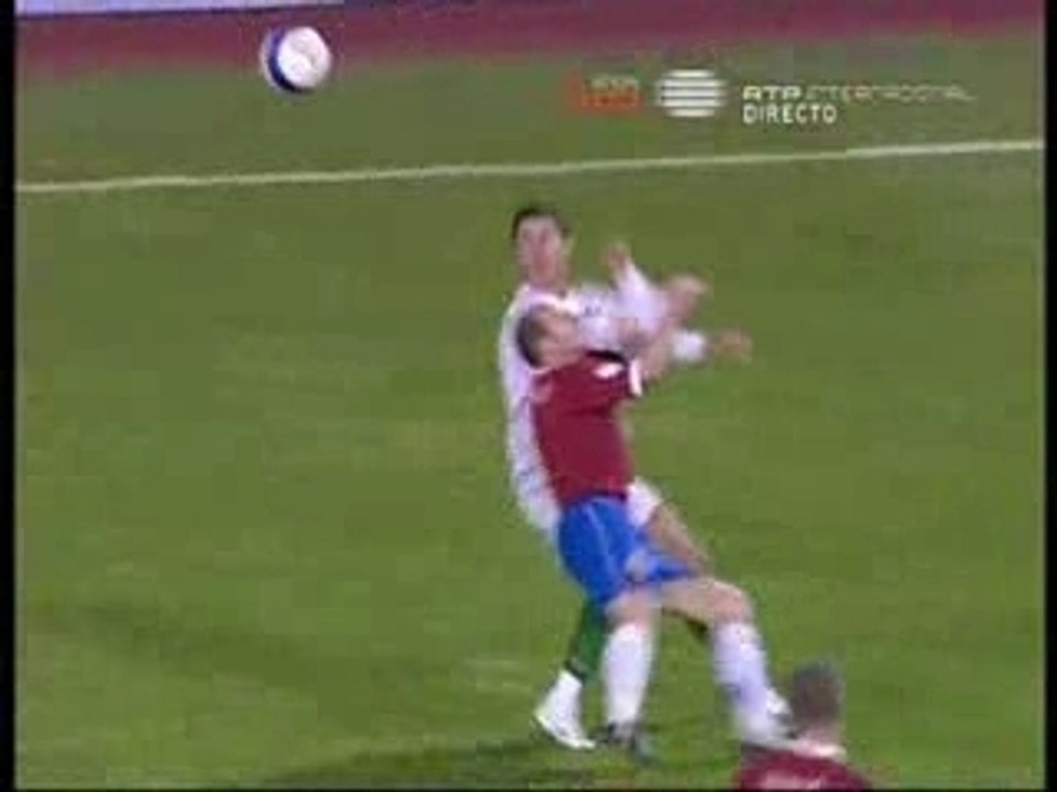 JAUNE... CristianO rOnaldO!
