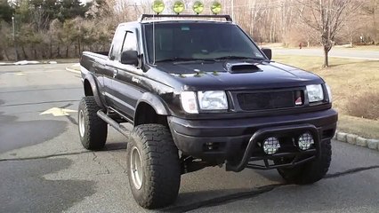 1998 Nissan Frontier LIFTED 6.5"s 4x4 5speed manual FOR SALE