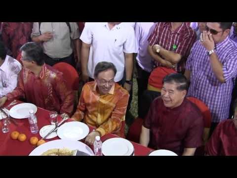 Anwar Ibrahim: Teresa Kok, Jangan Takut Dengan Ugutan