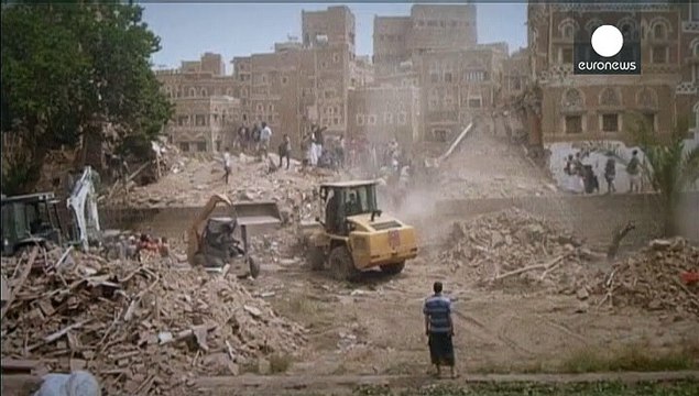 Yémen : un quartier historique de Sanaa touché par les raids aériens
