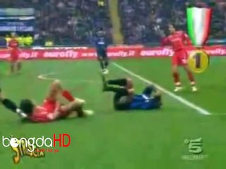 Ăn vạ một cách trắng trợn