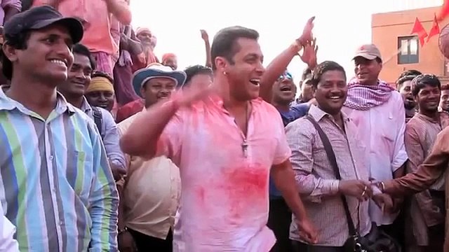 Bajrangi Bhaijaan Trailer _ Salman Khan & Kareena Kapoor