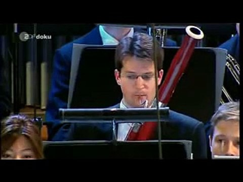 Ennio Morricone - The Good, the bad and the ugly (concert).f