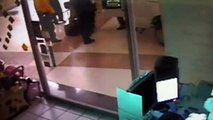 Video muestra robo a 4 cajeros automáticos en el Edomex
