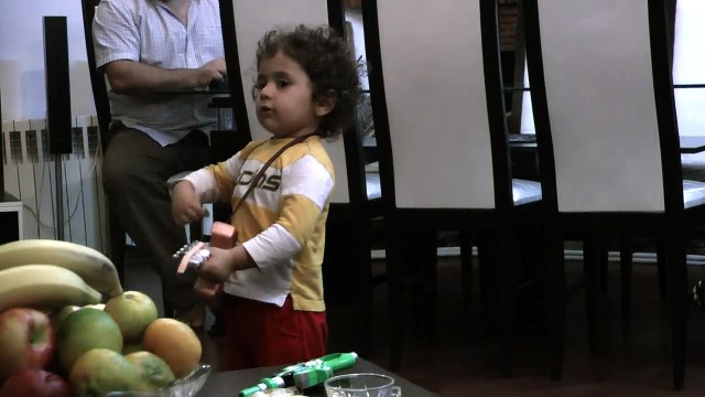 آواز خوانی کودک 3 ساله