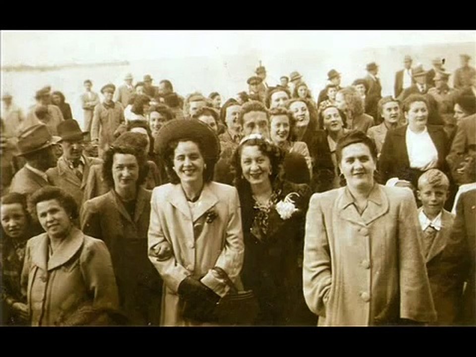 TAMO DALEKO - DESDE LEJOS PARA SIEMPRE