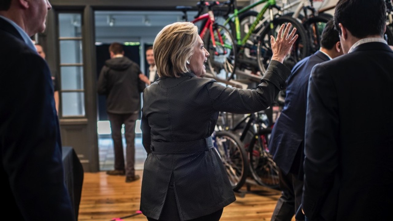 Hillary Clinton's 2016 campaign: Phase 1