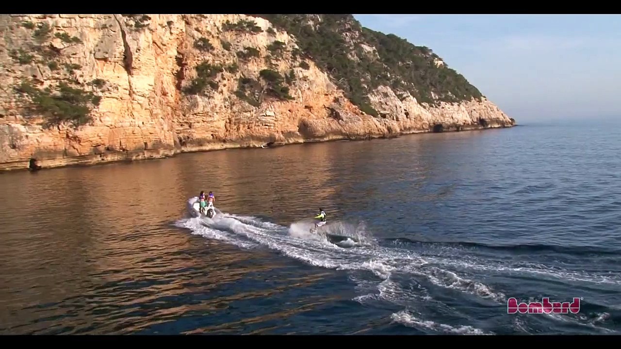 Bombard Sunrider 550 - 2013 - bateau semi-rigide de plaisance