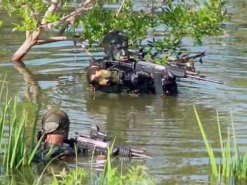 63. PADOBRANSKA BRIGADA VOJSKE SRBIJE - HIMNA KOSOVSKIH JUNAKA.wmv