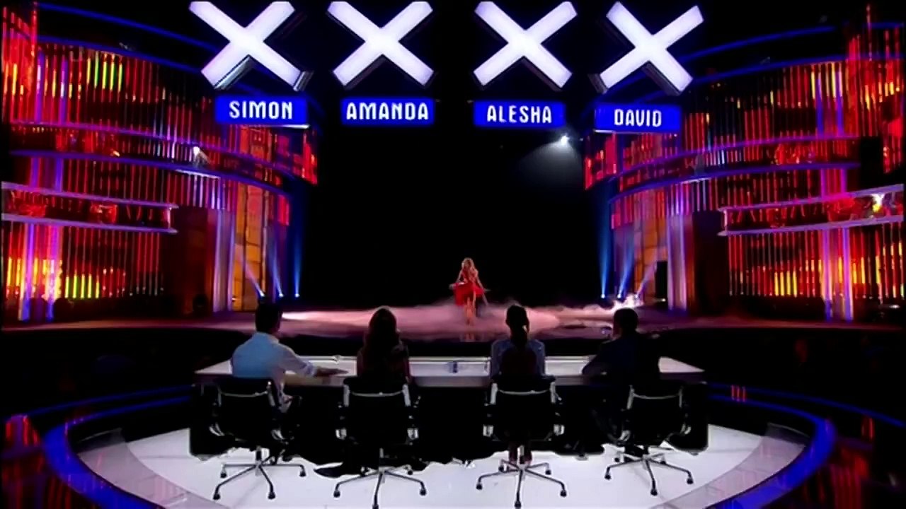 Britain's Got Talent 2015 S09E16 Semi-Finals Chloe Louise Crawford Stunning Magician
