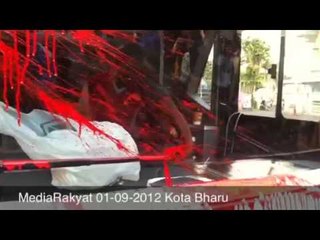 (Newsflash) Bas Jelajah Merdeka Rakyat Diserang Di Kota Bahru