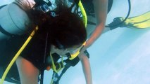 Open Water SCUBA Students Practice Rescue Skills - Submerged Unconscious Diver
