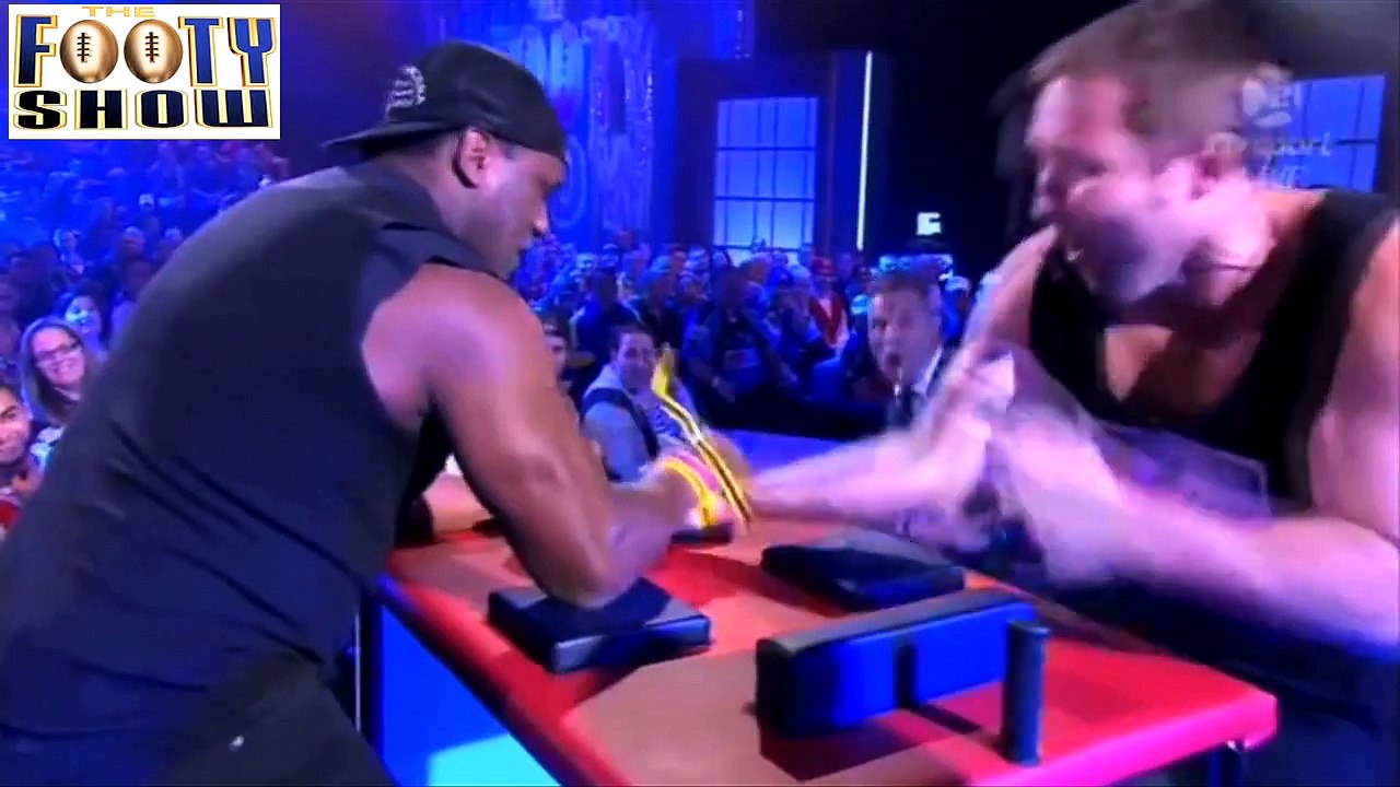 WENDELL SAILOR BREAKS BEN ROSS ARM BICEP ON FOOTY SHOW!