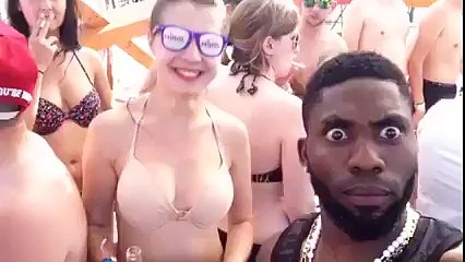 OMG! This Man is in danger