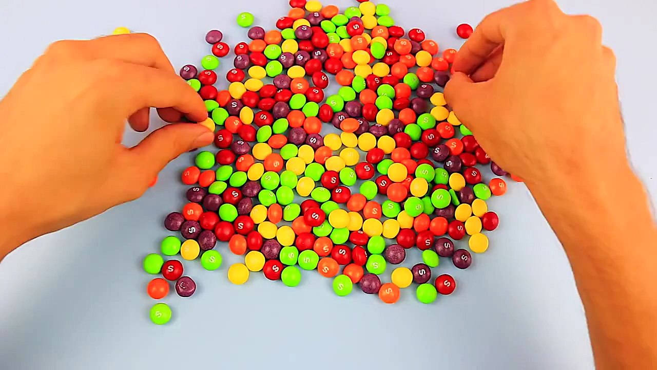 New Learn Colours with Candy Skittles Rainbow, Learning Colors