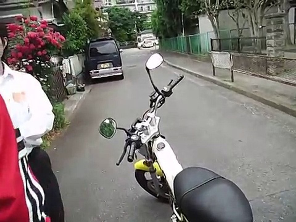 バイクのマフラーにリコーダーを付けると　こうなる