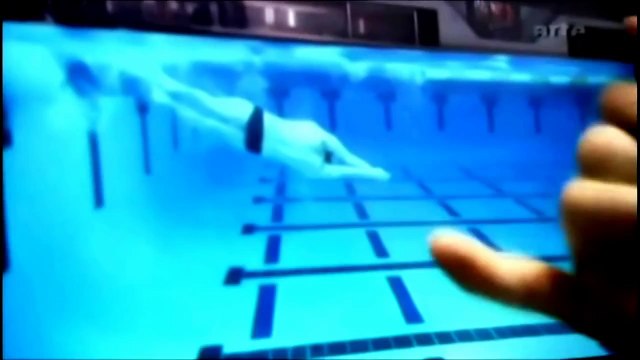 Michael Phelps qui nage le CRAWL NAGE LIBRE DOS PAPILLON filmé en images rapides 1000 fps