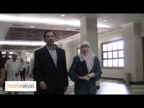 Kak Wan, Datuk Seri Dr. Wan Azizah