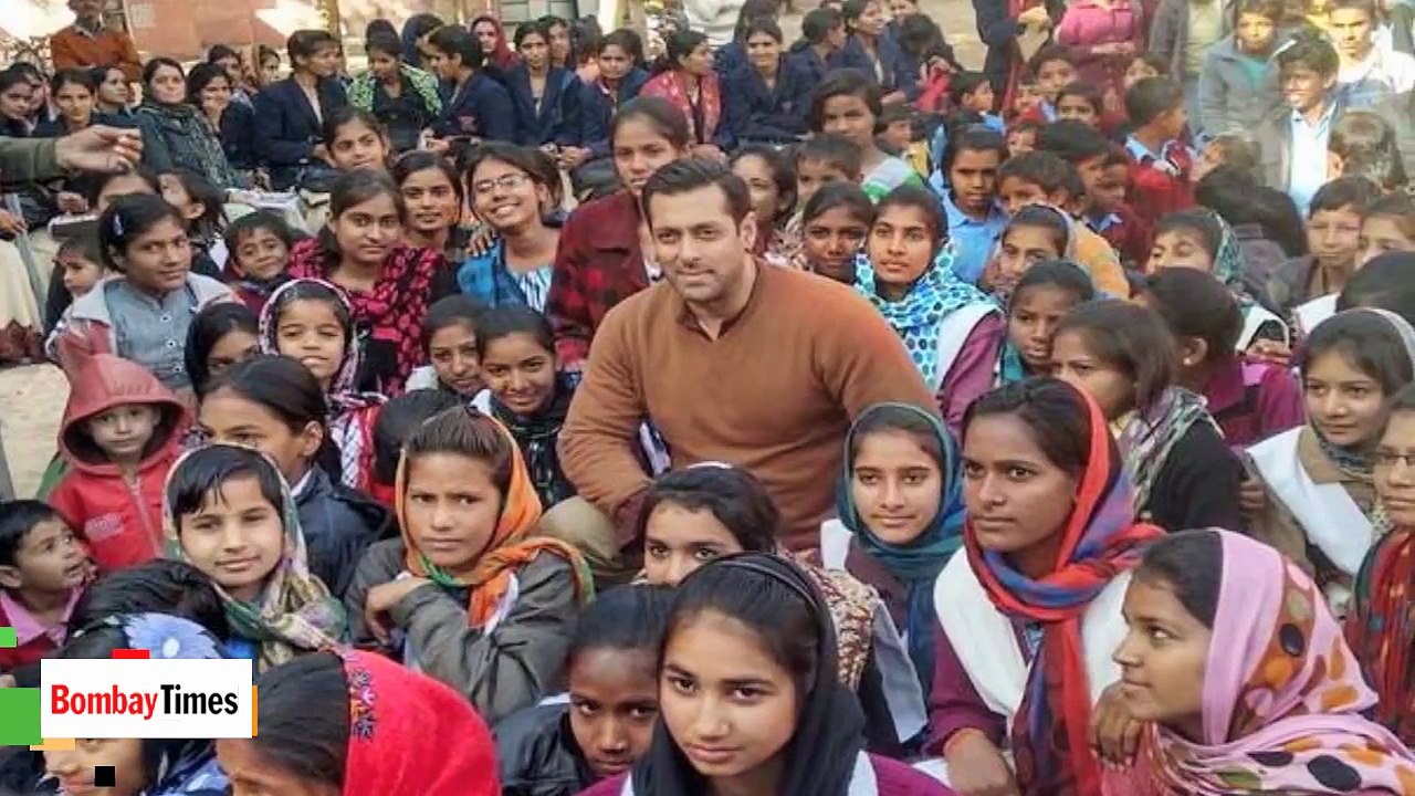 Want to Feature in Salman Khan's Song Take Selfies!-3BBv2PoLXxU