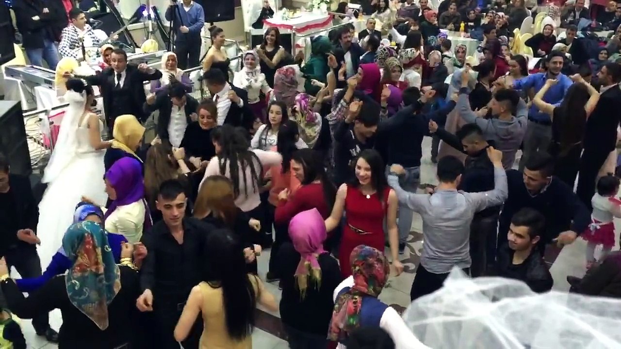 Niğde Çiftlik Asmasız Köyü Düğünü