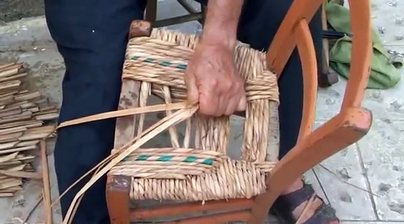 Rutigliano (BA) - Poli Gaetano - Impagliatore di sedie