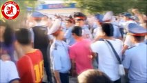 Corteo Legia fans in Kazakhstan little trouble on the way 21.08.2014 (HD)
