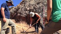 Excavaciones arqueológicas en las fortificaciones ciclópeas de La Serena.