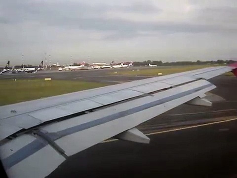 Bergamo Airport - Landing from Timisoara - Wizz Air