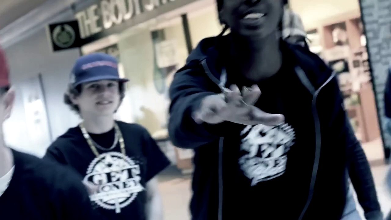 Booggz & Buck - Black Challenger