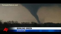Raw Video: Tornados Slam Midwest