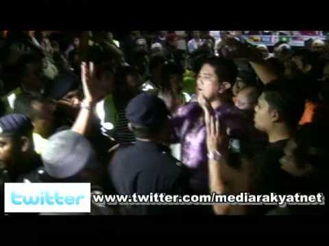 Azmin Ali: Opposition Function In Port Klang Stopped By Police