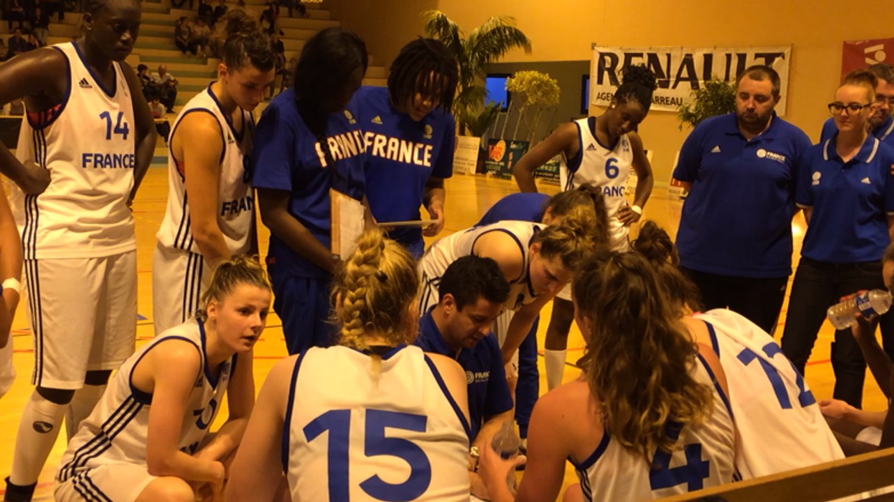 Tournoi international féminin U20 à Fougères. F...