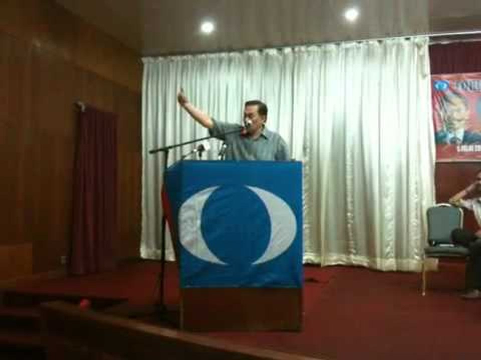 MediaRakyat Newsflash: DSAI at Wangsa Maju 05/07/10 (2)