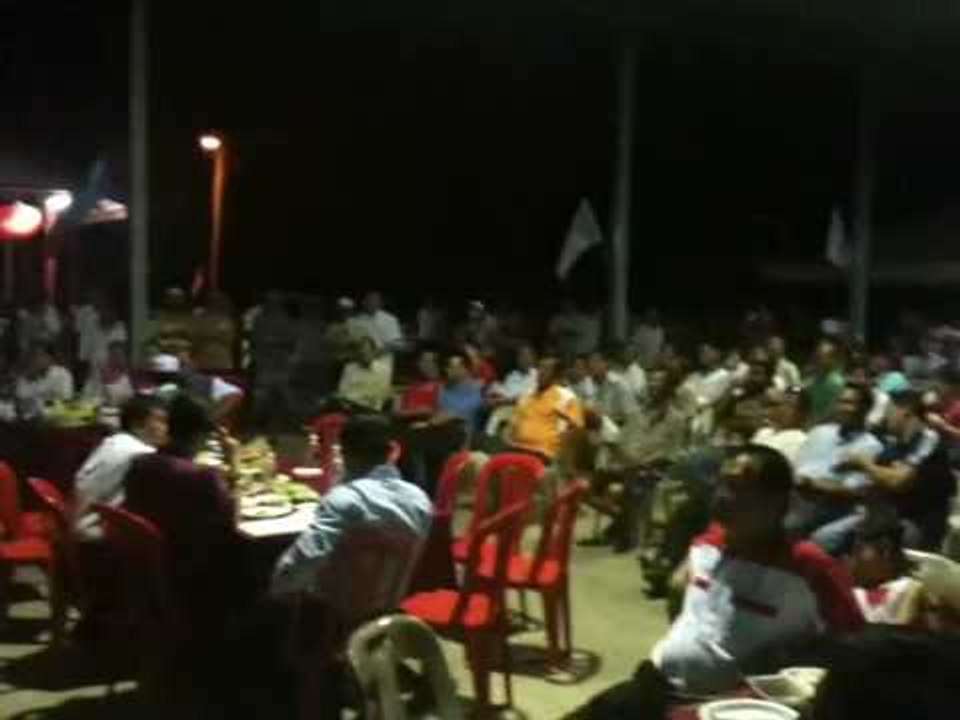 MediaRakyat News Flash: DSAI at Bagan Pasir, Tg Karang (3)