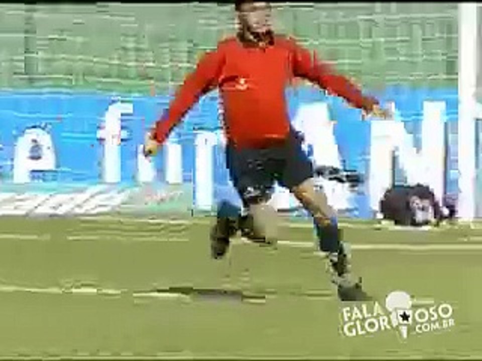 hahah he is so wird , il est trop bizare