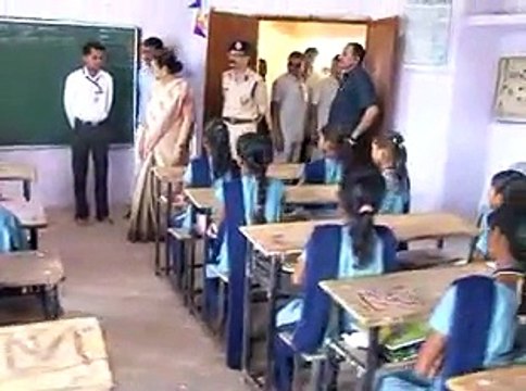 Dahod Fatehpura Chikhali Prathmik Shala Mulakat by Gujarat CM