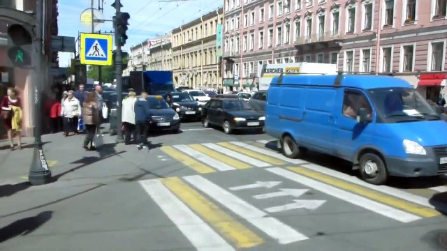 h - (Pink floydish Christelle Berthon)