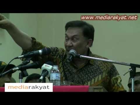 Anwar Ibrahim: Save Malaysia Rally at Batu Caves (Part 5)