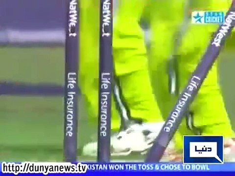 Dunya News- Pakistani bowlers take wicket on first ball.